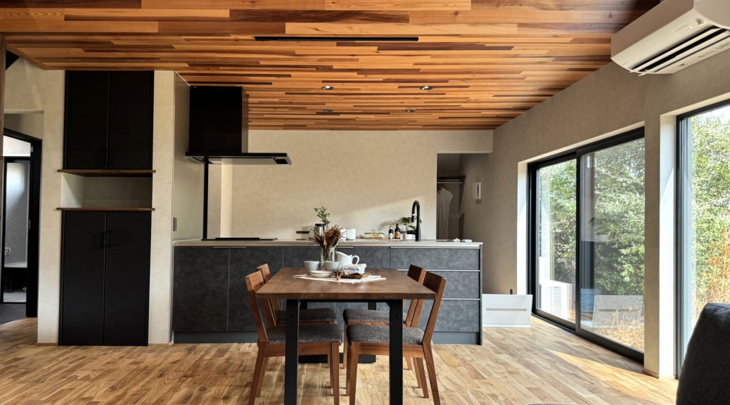 レンタル家具　おしゃれ　富山　無垢材　ミヤモト家具　完成見学会